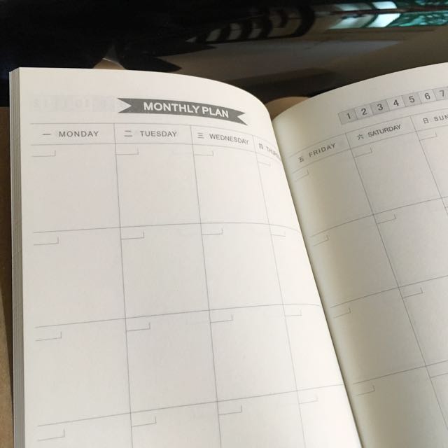 Leather Planner (Category: Stationery & School Supplies) located in Singapore. Submitted by jiexxxx (Listing ID 115934521, Image 3). Description: .