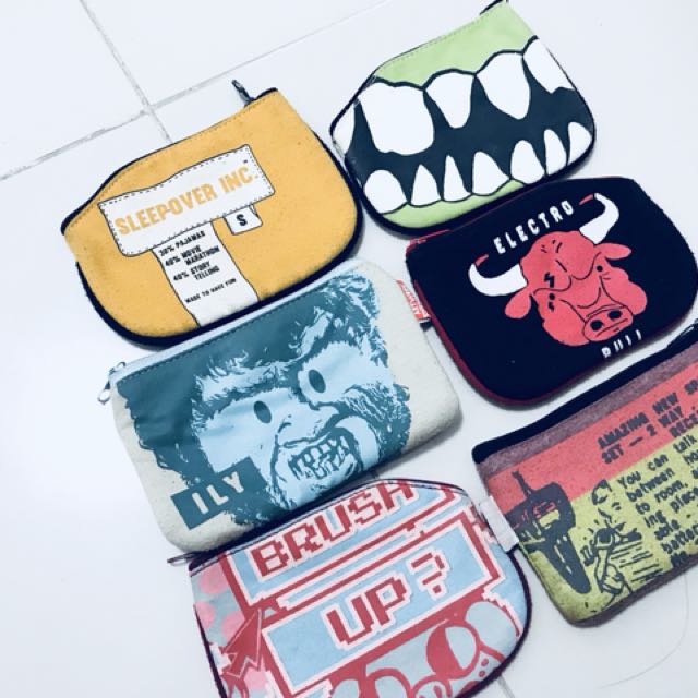 Artwork wallet price store