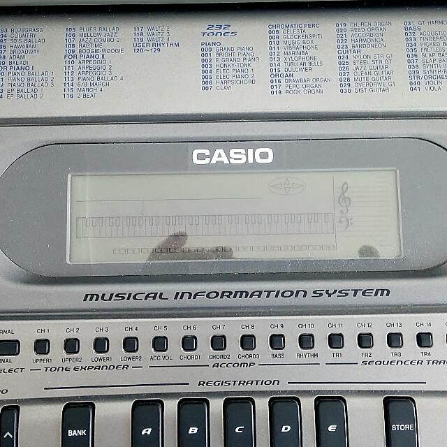 Casio Keyboard WK1800, Hobbies & Toys, Music & Media, Musical