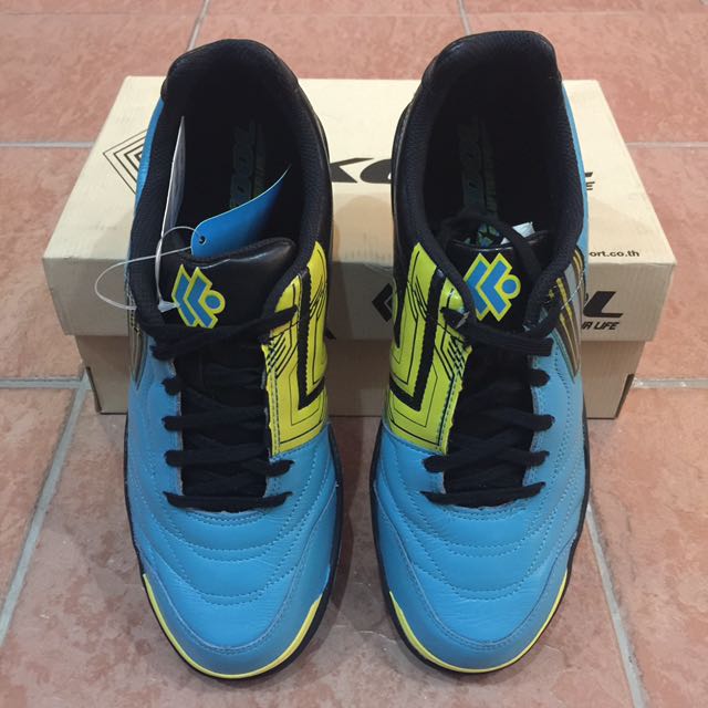 kool futsal shoes