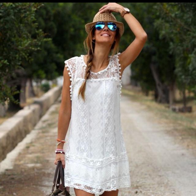 Lace Dress With Lining, Women's Fashion, Dresses u0026 Sets, Dresses on  Carousell