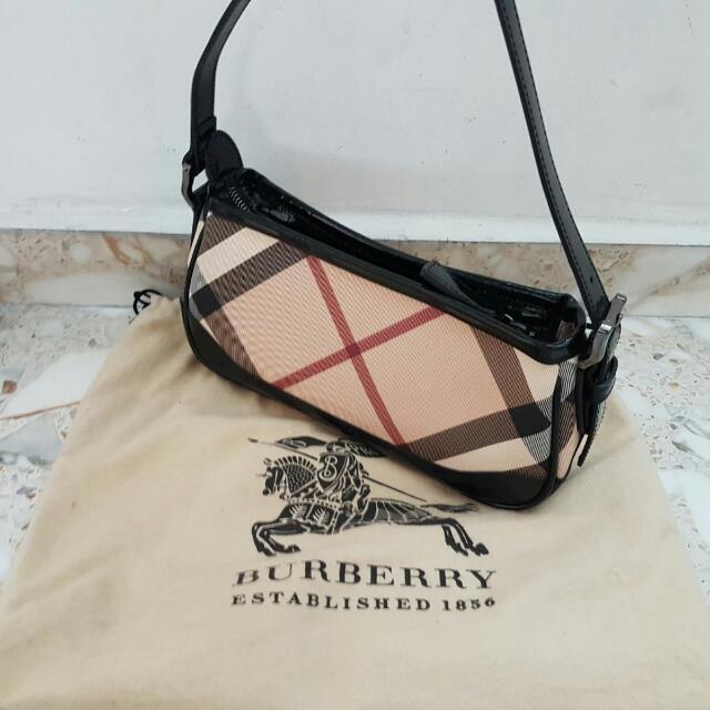 Fast Deal 320 100 Authentic Burberry s Dinner Bag Luxury Bags