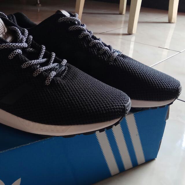 zx flux white