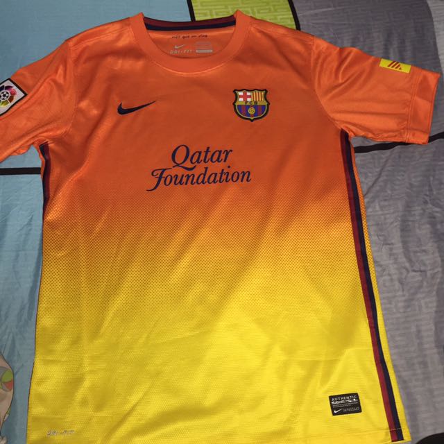 Authentic FC Barcelona 2012/13 Away Kit, Men's Fashion, Activewear on ...