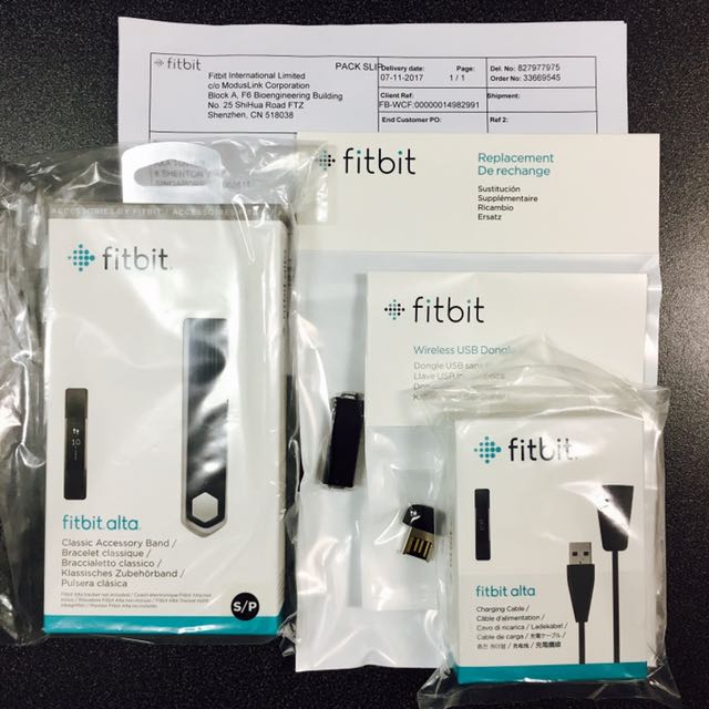 BRAND NEW Fitbit Alta (Black, S 