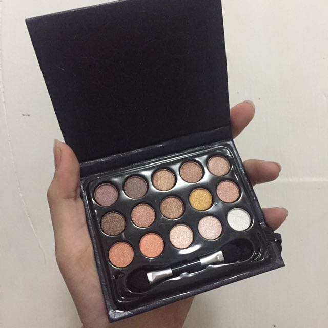 Careline Eyeshadow Pocket Palette On Carousell