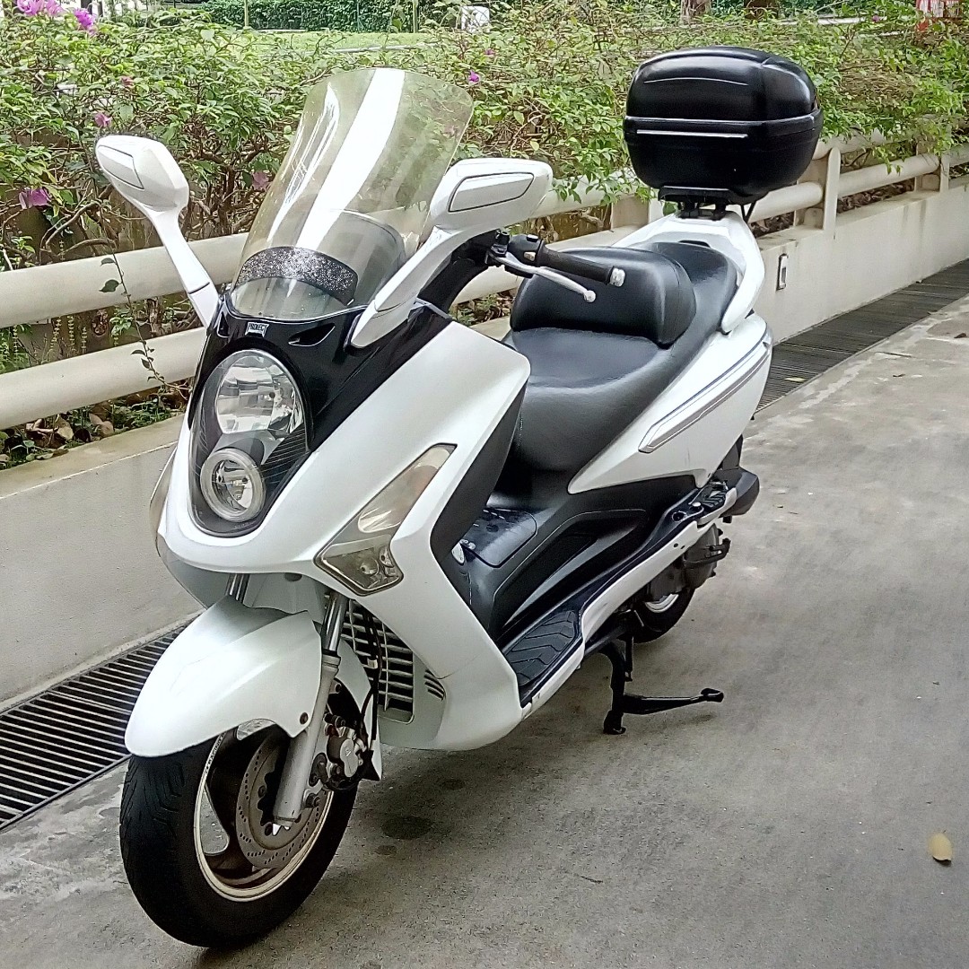 SYM GTS 200 cc - scooter motorcycle VERY GOOD DEAL, Motorcycles