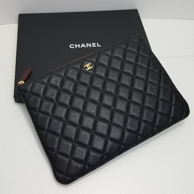 Authentic Chanel O Case Medium 28cm, Luxury, Bags & Wallets on Carousell
