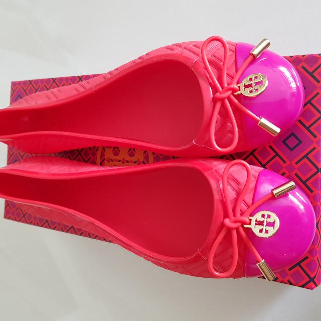 tory burch jelly flats