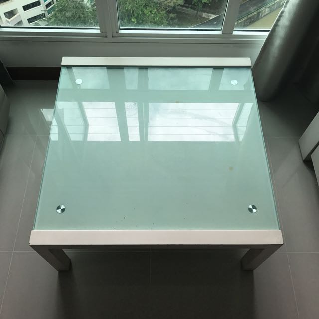 Coffee Table (Category: Tables & Sets) located in Singapore. Submitted by selected4u (Listing ID 116415821, Image 2). Description: .