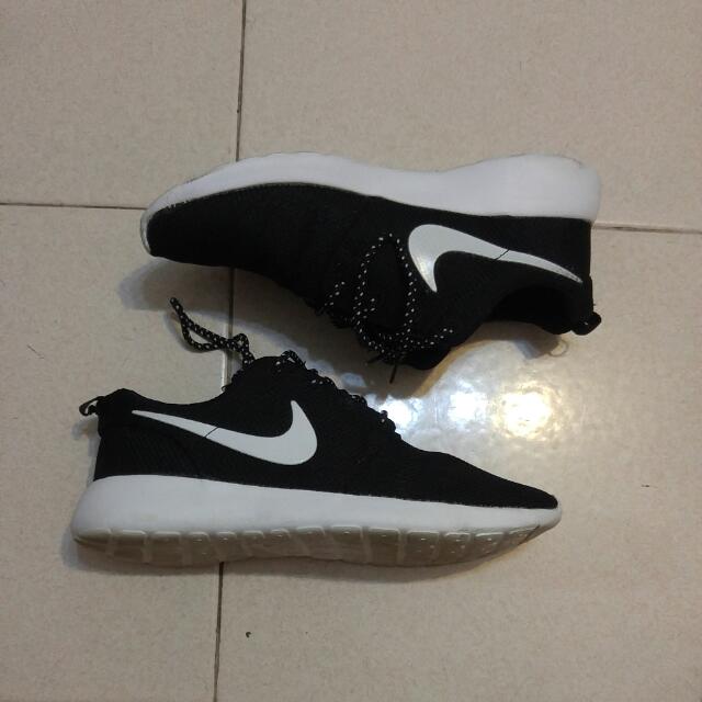 black and white roshes