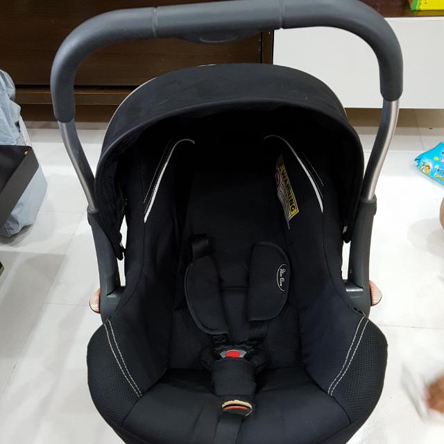 Silver cross ventura sale plus isofix base