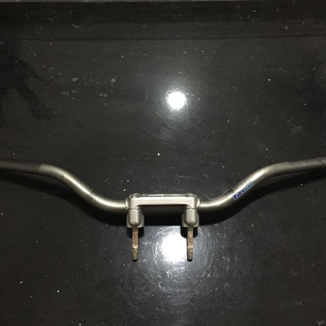 Suzuki Drz400Sm Stock handlebar with bar clamp and screws, Motorcycles