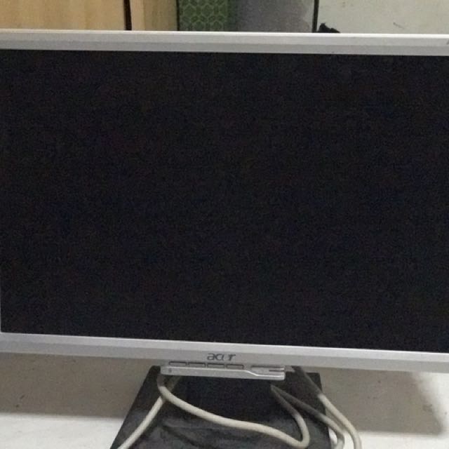 ACER computer monitor,19 Inches, Computers & Tech, Desktops on Carousell