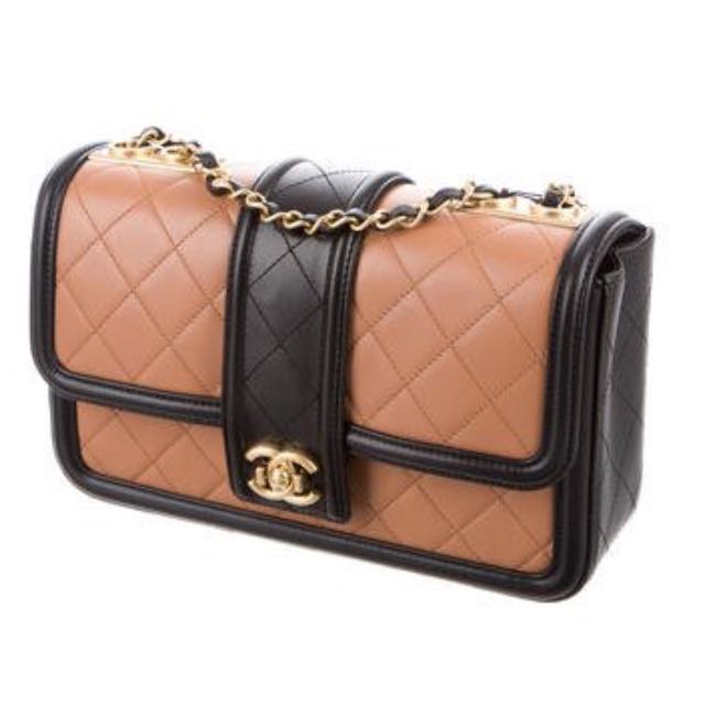 Chanel elegant shop cc bag