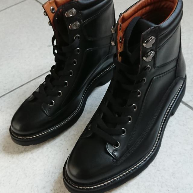 Hawkins 日本品牌軍靴 他的時尚 鞋子在旋轉拍賣