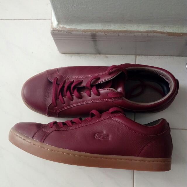 Maroon sales lacoste shoes