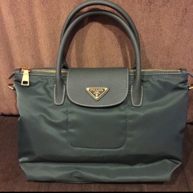 Prada 2106 shop