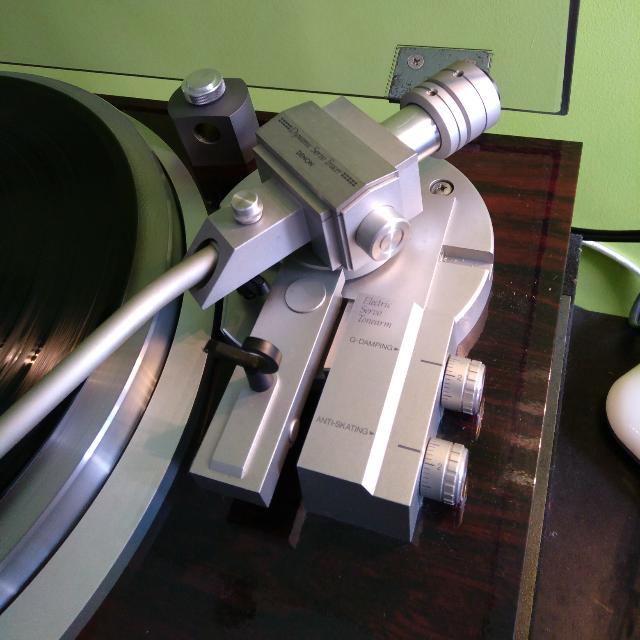 Classic 80s Direct Drive Turntable Denon Dp 59l Electronics Audio On Carousell