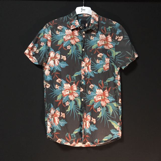 HNM Floral Shirt, Men's Fashion, Tops & Sets, Formal Shirts on Carousell