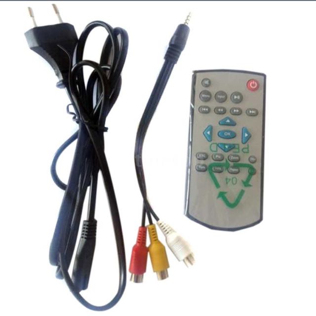 Projector (Category: Projectors) located in Singapore. Submitted by Manikandan99 (Listing ID 116842331, Image 4). Description: .