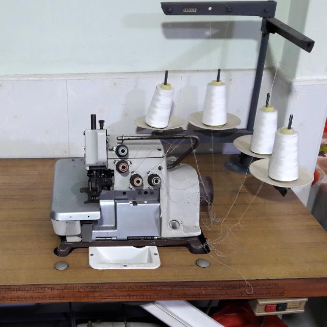 Sewing Machine, Furniture & Home Living, Furniture, Other Home ...