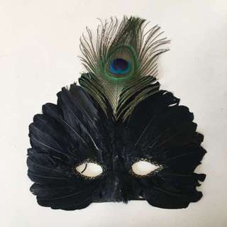 A Lot Of 6 Black Peacock Red Green Blue White Feather Mask Costume Party
