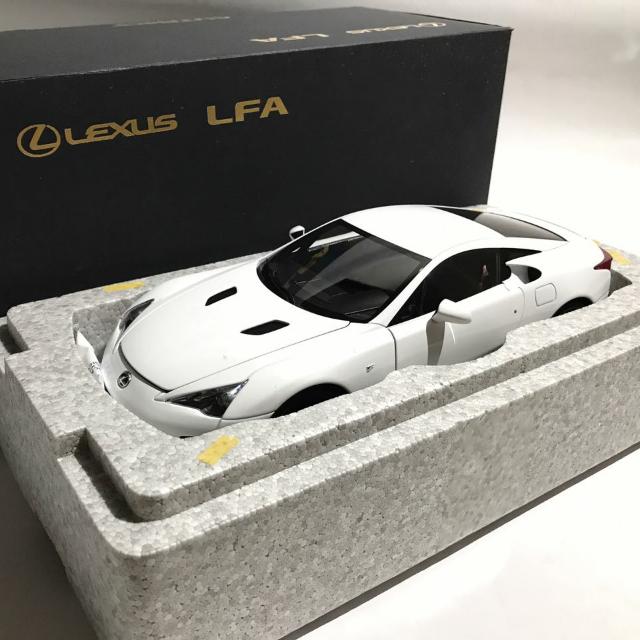autoart lfa