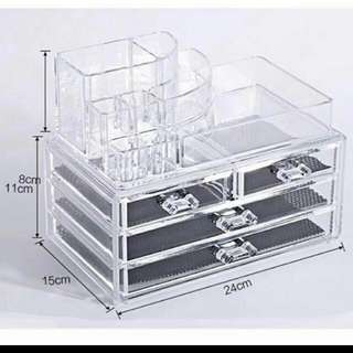 MAKE UP ORGANIZER