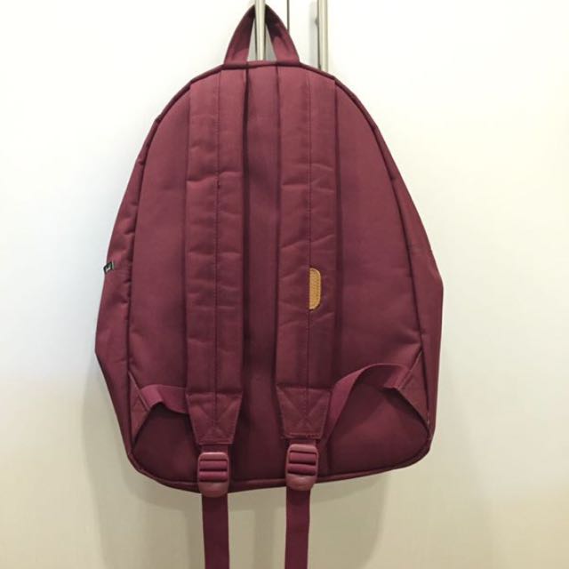 Herschel Backpack 15" (Maroon), Men's Fashion, Bags, Backpacks on Carousell