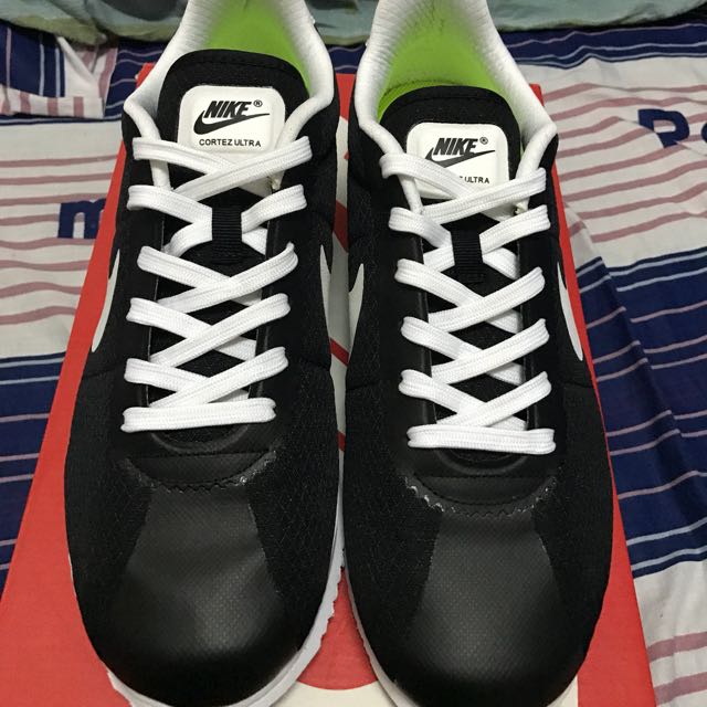 corteses nike