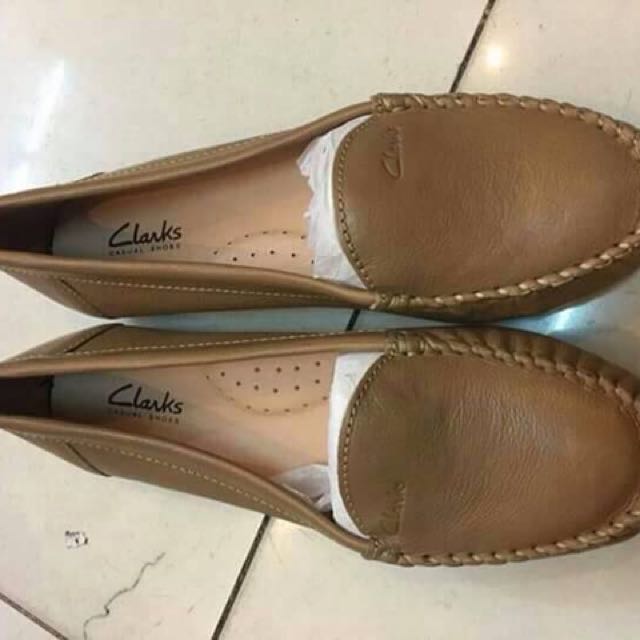clarks flats sale