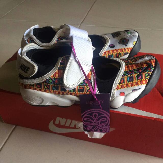 nike air rift liberty