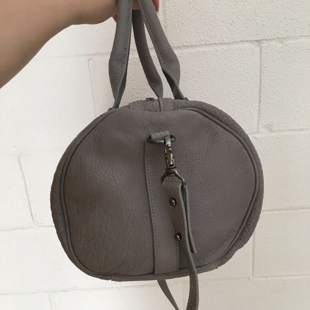 status anxiety kingdom and oaths bolsa