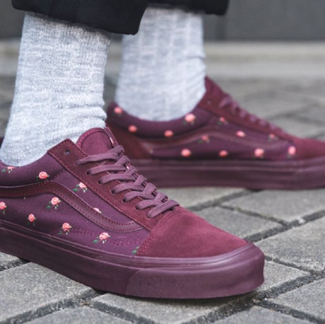 Vans X Undercover Old Skool Men s Fashion Footwear Sneakers on Carousell