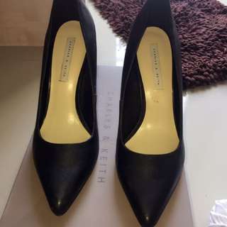 heels charles&keith