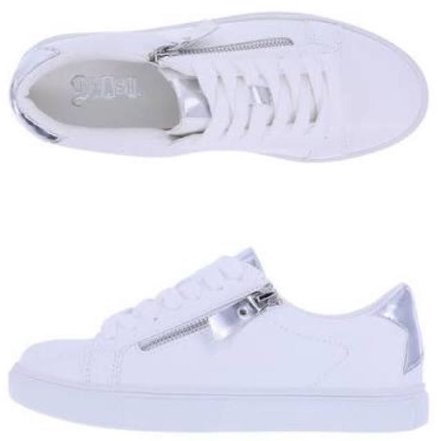 Brash white shoes from payless, Women's 