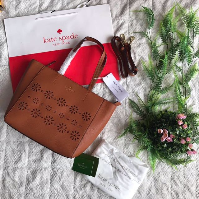 Original Kate Spade Sling Bag (Maroon), Luxury, Bags & Wallets on Carousell