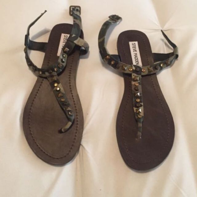 steve madden camo sandals
