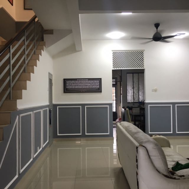wainscoting Home Furniture  Home D cor on Carousell