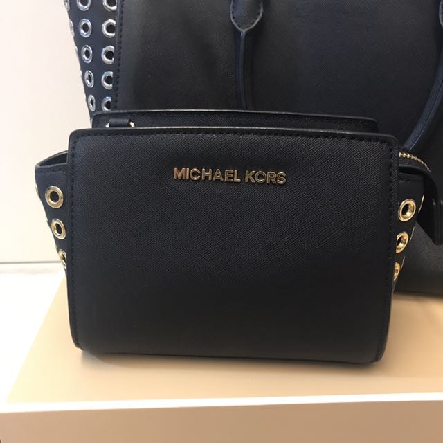 michael kors grommet bag