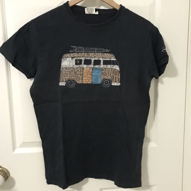 Byron Bay Shirt Xs Men S Fashion Clothes On Carousell