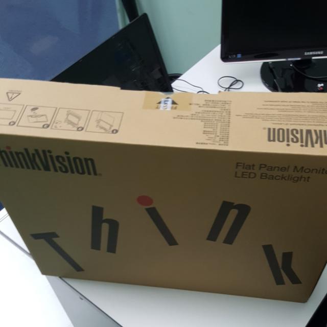 Lenovo Thinkvision T2224d 21 5 Inch Monitor Electronics Computer Parts Accessories On Carousell