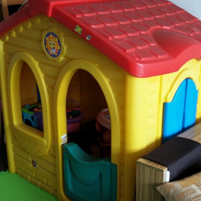 Little Tikes STEP 2 Playhouse (Price Reduced To Clear) , Babies & Kids