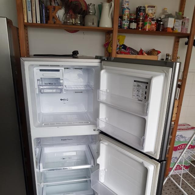 Samsung 2 Door Fridge Freezer, TV & Home Appliances, Kitchen Appliances