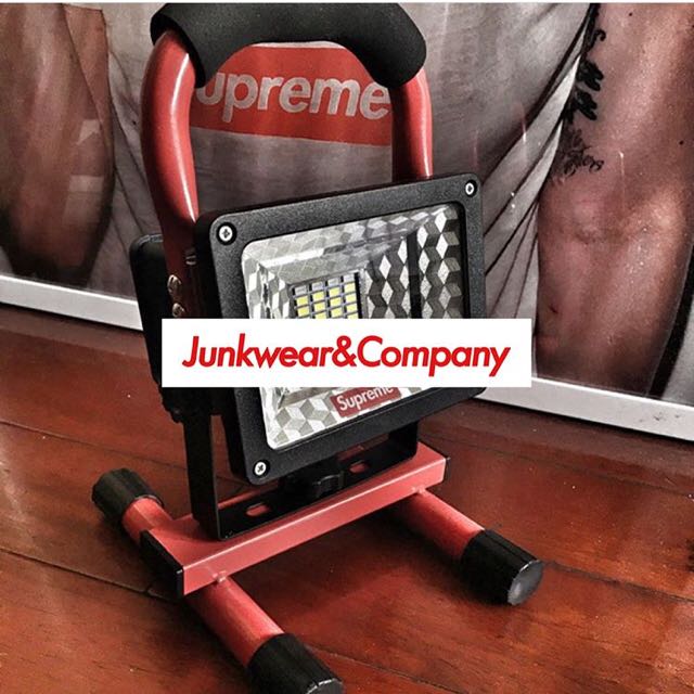 Supreme - Cordless Flood Light - 小物