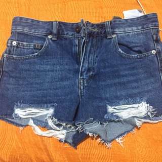 hotpants pull and bear