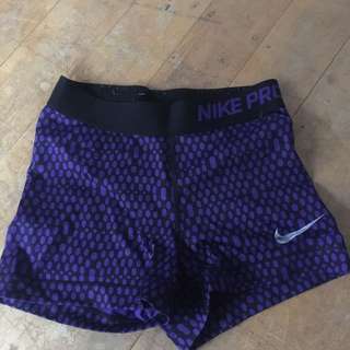 Nike Pro