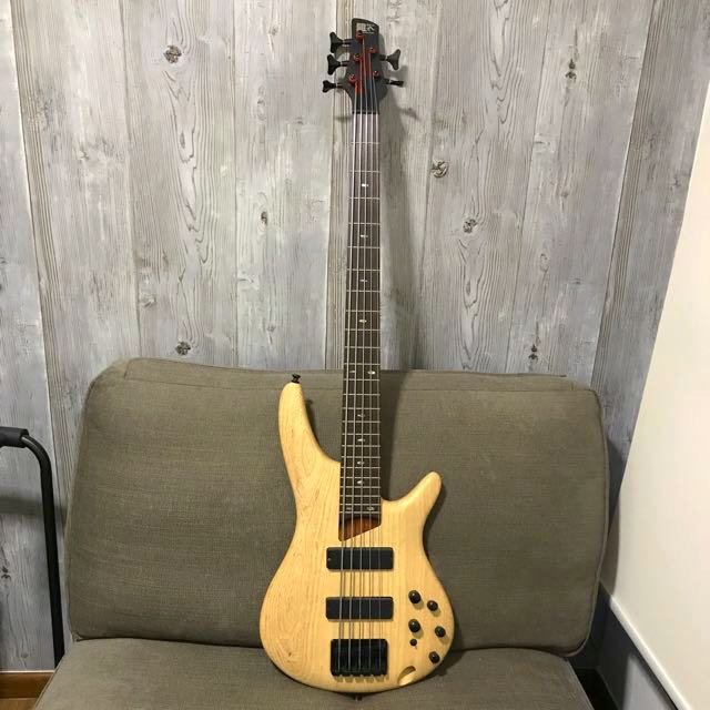 Ibanez 5 String Bass Sr605 Hobbies Toys Music Media Musical Instruments On Carousell