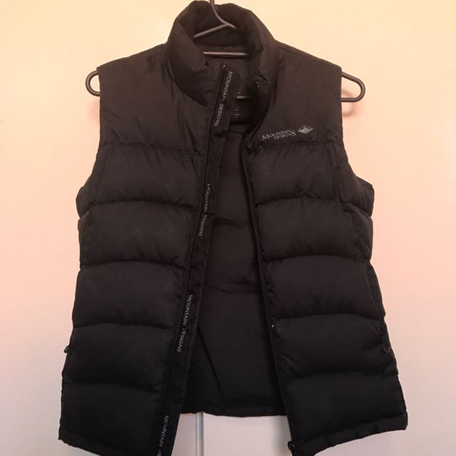 Mountain Designs Puffy Vest Women S Fashion Clothes On Carousell